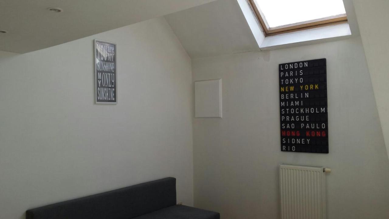 Central Duplex Sleeps 4 Brüksel Dış mekan fotoğraf
